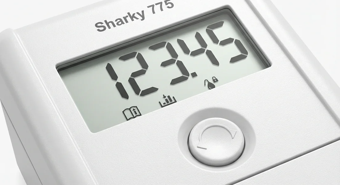 Détail de l'écran LCD et du bouton de navigation du Sharky 775.