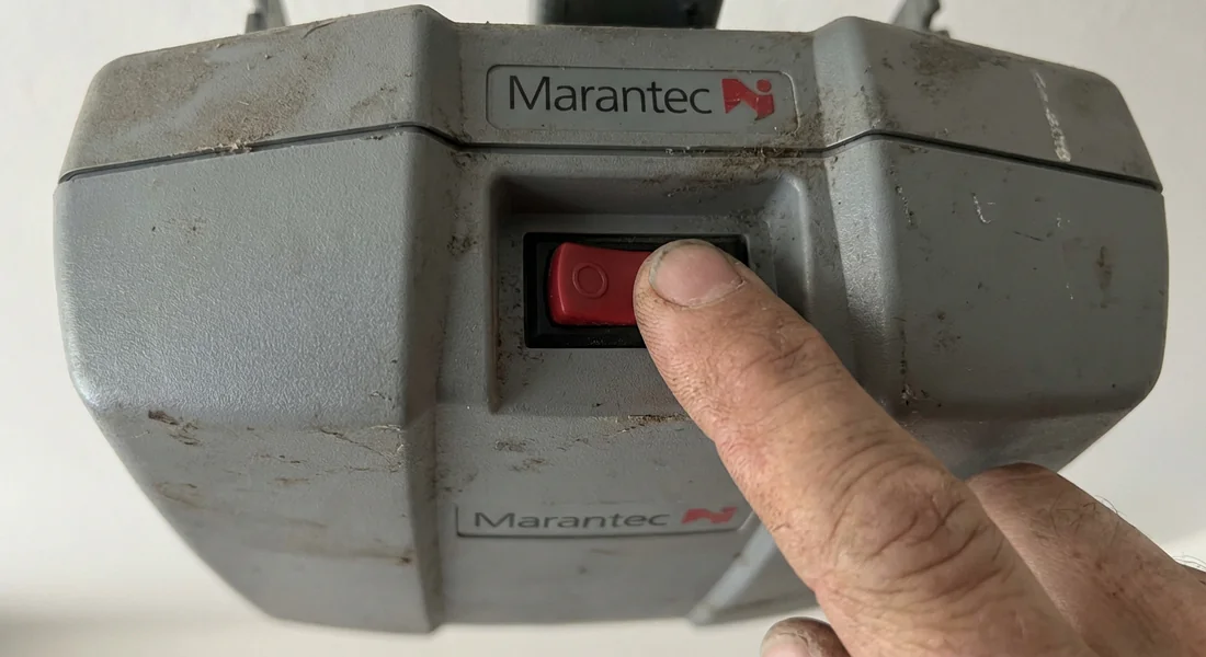 Procédure de réinitialisation manuelle du moteur Marantec Comfort 220.